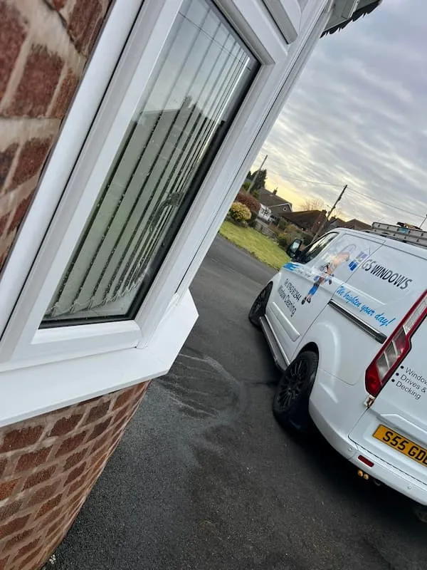 profesionally Window Cleaned House